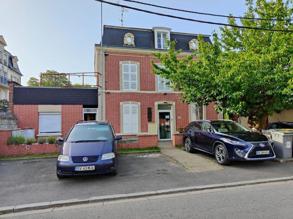 Appartement En Residence Gisors Exteriér fotografie