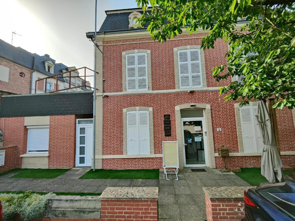 Appartement En Residence Gisors Exteriér fotografie